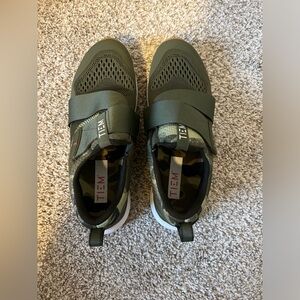 TIEM Green Cycling Shoes - 7.5W